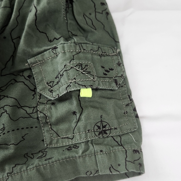 Carter's 2-PC World Map Polo Shirt & Shorts Outfit Set | Boys Size 18 Months - Picture 9 of 11